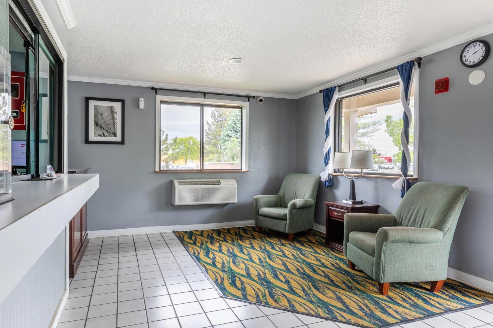 Super Inn By Oyo Lansing Mi Экстерьер фото