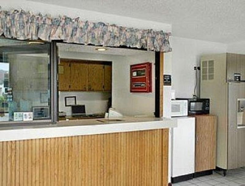 Super Inn By Oyo Lansing Mi Экстерьер фото